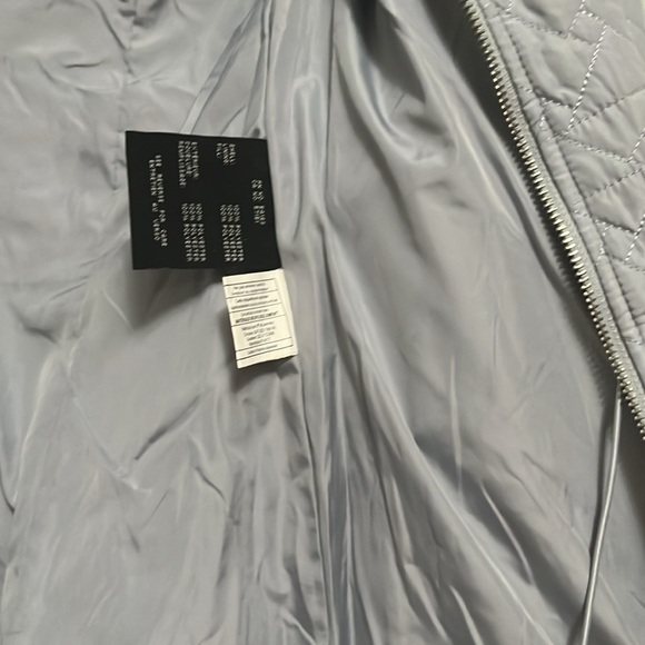 COLE HAAN Signature Quilted Silver Sky Women's Jacket - Picture 6 of 11